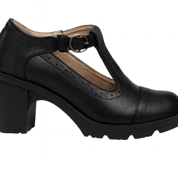 FA Black Chunky Heel T-Strap Shoes Black Mary Jane heels closed block toe SZ 6.5 - Picture 9 of 9